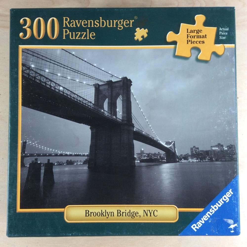Ravensburger 300 Puzzle Brooklyn Bridge NYC Night Sky Large Format Pieces